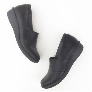 dansko julia wedge flat